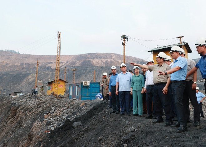 Thủ tướng: Các nhà máy điện phải cố gắng khai thác tối đa công suất ảnh 4