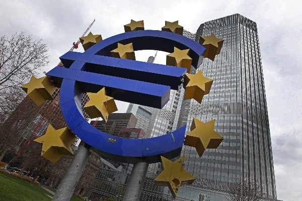 Thâm hụt thương mại của Pháp gây lo ngại cho kinh tế Eurozone ảnh 1