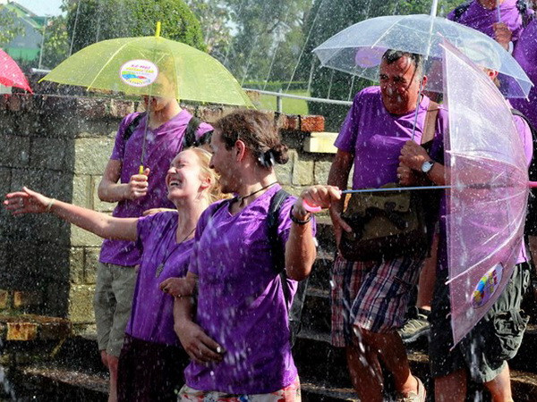 Thời tiết không ủng hộ Lễ hội Mưa phố núi Đà Lạt ảnh 1