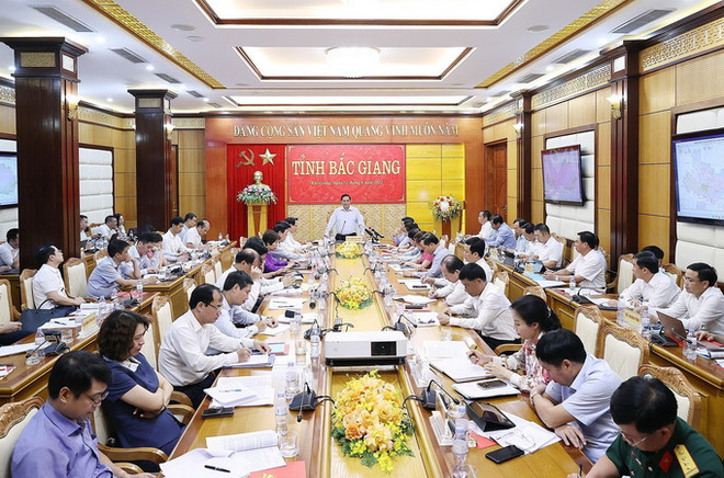 Thủ tướng Phạm Minh Chính làm việc với Ban Thường vụ Tỉnh ủy Bắc Giang ảnh 2