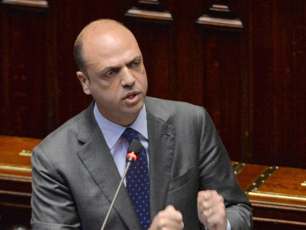 Italy trục xuất 2 giáo sỹ Hồi giáo người Tunisia và Maroc ảnh 1