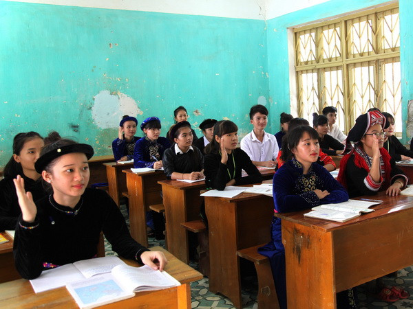 Cấp học bổng chính sách cho học sinh, sinh viên dân tộc thiểu số nghèo ảnh 1