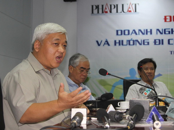 ''Bầu" Kiên trong một sự kiện tháng 9/2011. (Ảnh: Quang Nhựt/TTXVN) Tòa trả lại hồ sơ vụ án "bầu" Kiên để điều tra thêm ảnh 1