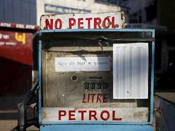 Trung Quốc thay thế Ấn Độ làm nhà cung cấp dầu mỏ cho Nepal ảnh 1