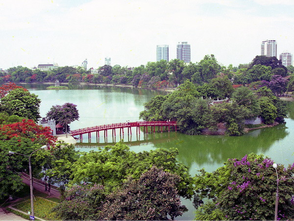 Chung tay nỗ lực vì một Thủ đô xanh, văn minh và hiện đại ảnh 1