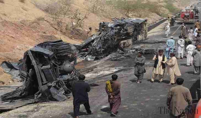 Tai nạn nghiêm trọng ở Pakistan, ít nhất 10 người thiệt mạng ảnh 1