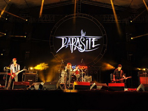 Hà Trần ngưỡng mộ Microwave trong Rockstorm 7 tại Đà Nẵng ảnh 2