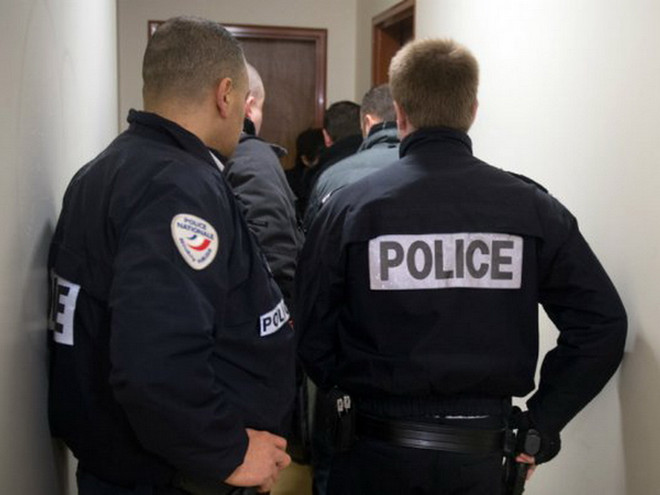 Pháp xóa sổ mạng lưới chuyên đưa chiến binh thánh chiến tới Syria ảnh 1