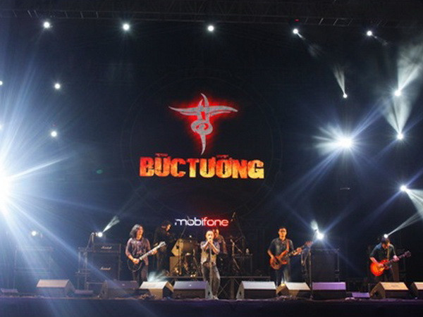 Hà Trần ngưỡng mộ Microwave trong Rockstorm 7 tại Đà Nẵng ảnh 6