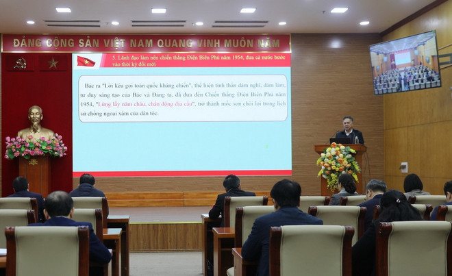 Hội nghị Báo cáo viên cấp Đảng ủy Khối tháng 2/2024. (Ảnh: Diệp Trương/TTXVN) ttxvn_2702_bao cao vien (2).jpg