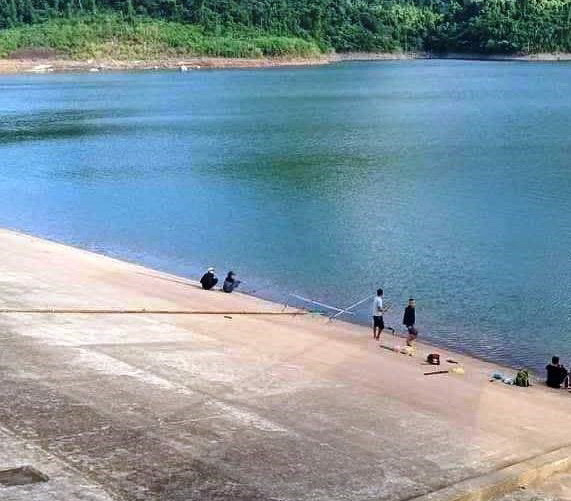 Quảng Bình: Rủ nhau tắm thác, hai chị em ruột bị đuối nước ảnh 1