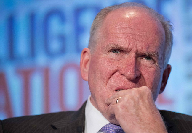 Nhà Trắng bị chỉ trích vì tước quyền của cựu quan chức CIA ảnh 1