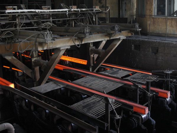 Nhà máy gang thép Lào Cai chấm dứt chuỗi ngày sản xuất cầm chừng ảnh 1