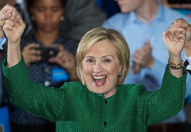 Chiến dịch tranh cử của bà Hillary Clinton sẽ tập trung vào kinh tế ảnh 1