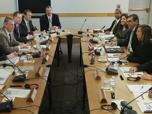 Mỹ và Cuba khẳng định quan điểm trước đối thoại về nhân quyền ảnh 1