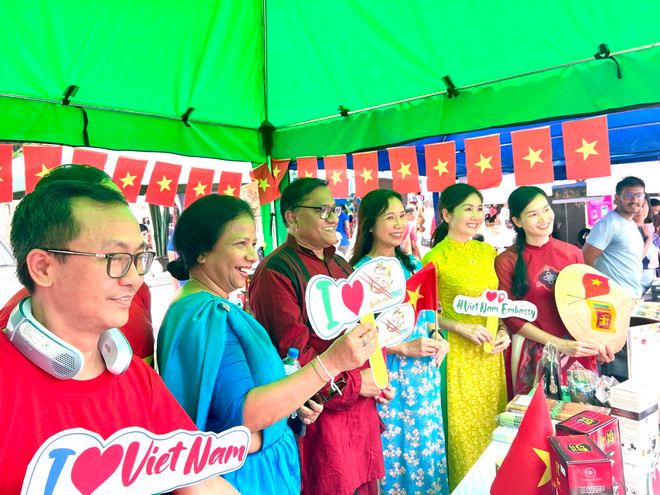 ttxvn_sri lanka gian hang viet (3).jpg