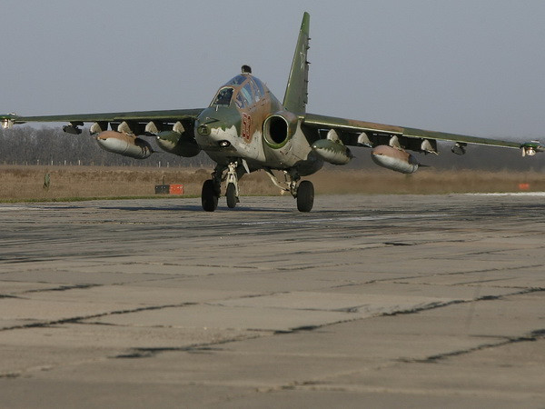 Máy bay Nga vẫn tiến hành hàng chục vụ không khích ở Syria ảnh 1