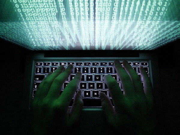 Ảnh minh họa. (Nguồn: Reuters) Trang web của Bộ Quốc phòng Canada bị tin tặc tấn công ảnh 1