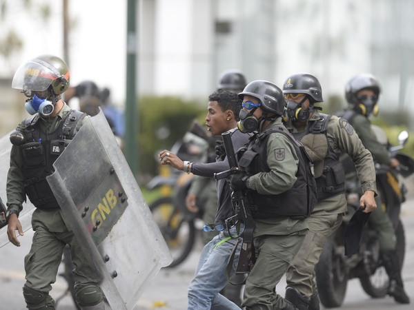 Venezuela thành lập lực lượng đặc nhiệm chống khủng bố ảnh 1