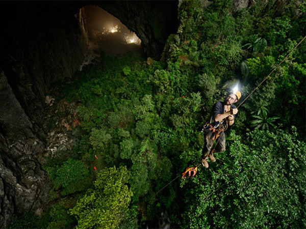 Du khách ngóng chờ tham quan hang động lớn nhất thế giới ảnh 1