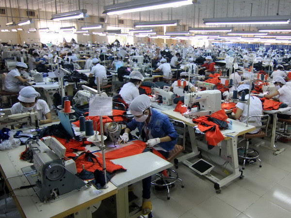 Bình Dương: Doanh nghiệp "chạy đua" bổ sung lao động mới ảnh 1