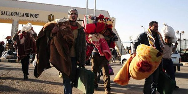 Ai Cập sơ tán khoảng 12.000 công dân tại Libya trong 11 ngày ảnh 1