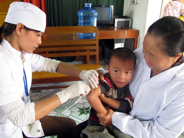 Sẽ tiêm vắcxin sởi-rubella trong Chương trình tiêm chủng mở rộng ảnh 1