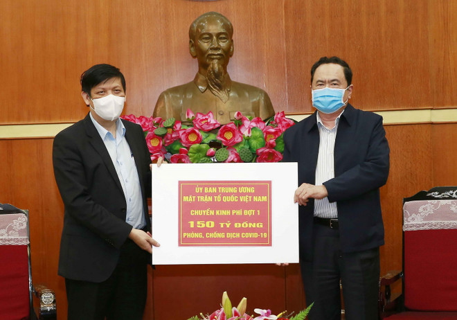Ủy ban MTTQ Việt Nam phân bổ 150 tỷ đồng tiền ủng hộ cho Bộ Y tế ảnh 1