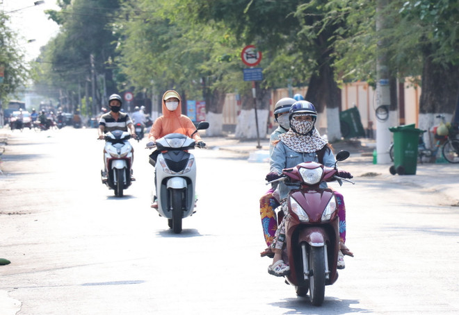 Bảo vệ sức khỏe công nhân, hỗ trợ các đối tượng khó khăn, yếu thế ảnh 1