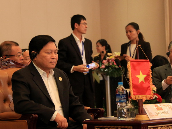 Đại tướng Ngô Xuân Lịch, Ủy viên Bộ Chính trị, Bộ trưởng Quốc phòng Việt Nam, tại lễ khai mạc. (Ảnh: Phạm Kiên/TTXVN) Việt Nam dự Hội nghị Hẹp Bộ trưởng Quốc phòng ASEAN tại Lào ảnh 1