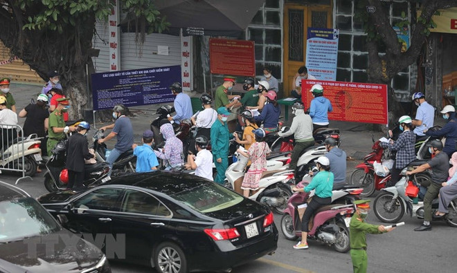 Hà Nội: Câu chuyện giấy đi đường cần thống nhất cách hiểu và thực hiện ảnh 2