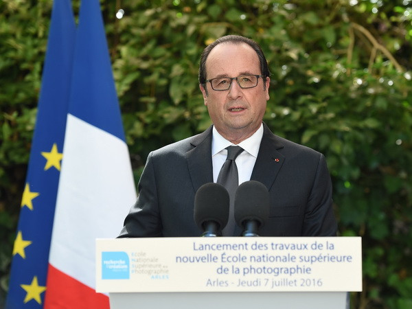 Tổng thống Pháp Hollande đánh giá về gần 5 năm nắm quyền ảnh 1