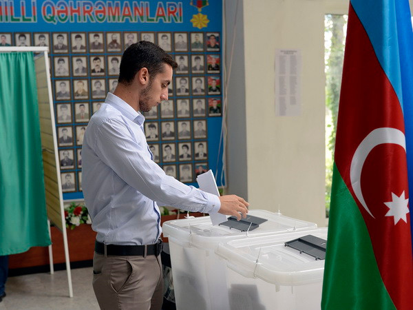 Hơn 91% cử tri Azerbaijan đi bỏ phiếu ủng hộ sửa đổi Hiến pháp ảnh 1