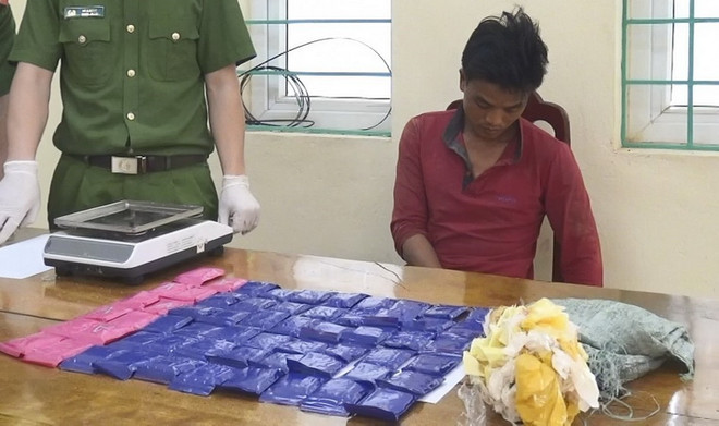 Điện Biên: Bắt đối tượng mua bán 12.000 viên ma túy tổng hợp ảnh 1