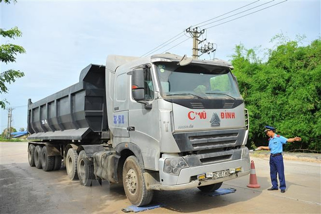 Kiểm soát chặt, không để tái diễn tình trạng xe quá tải ảnh 1