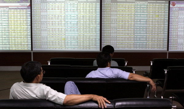 Chứng khoán ngày 30/7: Sắc xanh lan tỏa, thanh khoản vẫn yếu ảnh 1