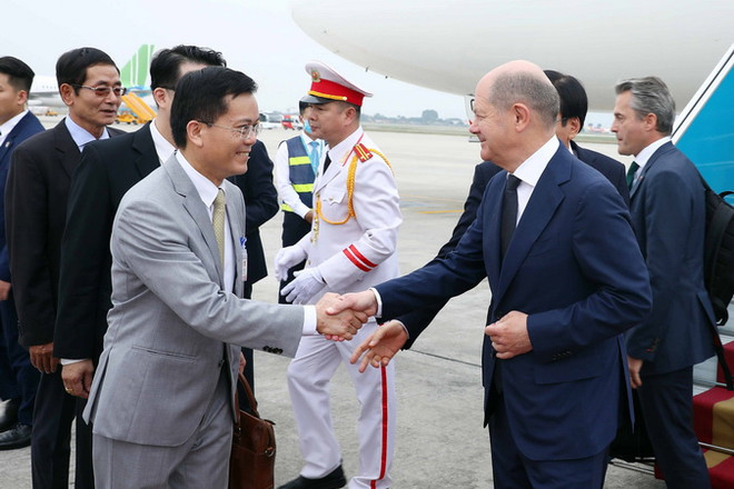 Thủ tướng Cộng hòa Liên bang Đức bắt đầu thăm chính thức Việt Nam ảnh 1