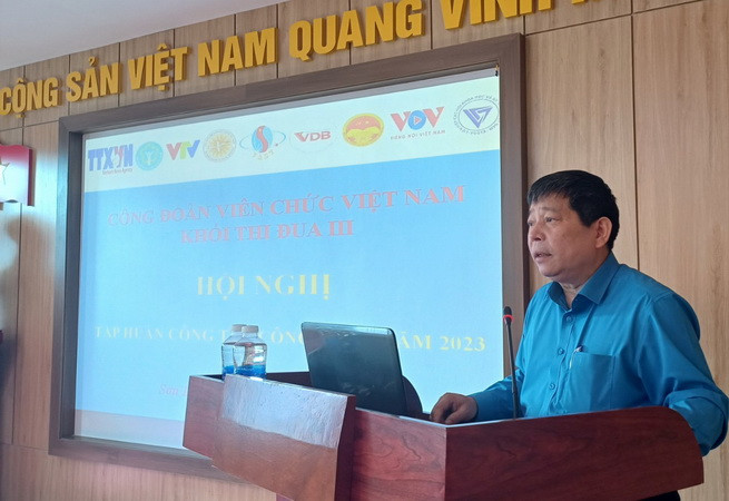 Trao nhà tình nghĩa, tập huấn nghiệp vụ Công đoàn của Khối Thi đua III ảnh 5