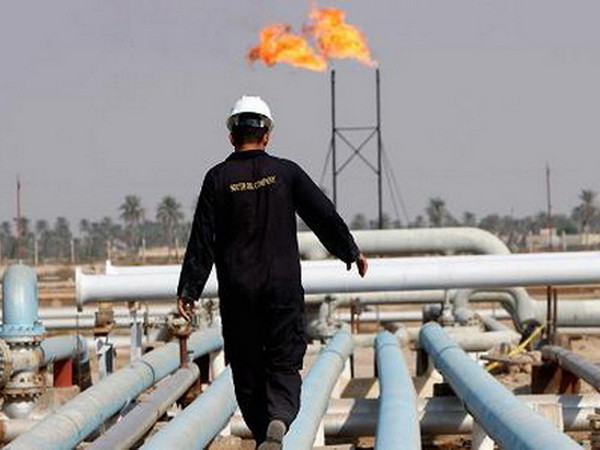 Sức tiêu thụ nhiên liệu của thị trường Mỹ chi phối giá dầu thế giới ảnh 1