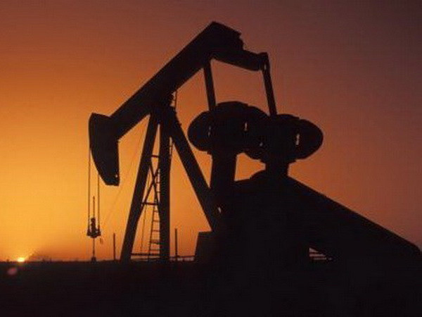 Iran đẩy mạnh xuất khẩu dầu sau khi lệnh trừng phạt dỡ bỏ ảnh 1