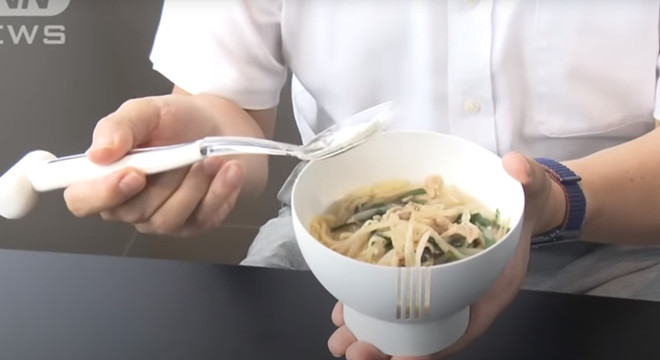Công ty Nhật sắp tung ra thị trường thìa và bát làm thức ăn ngon hơn ảnh 1