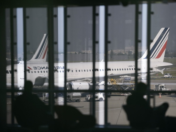 Hãng Air France đưa ra nhượng bộ mới để chấm dứt đình công ảnh 1