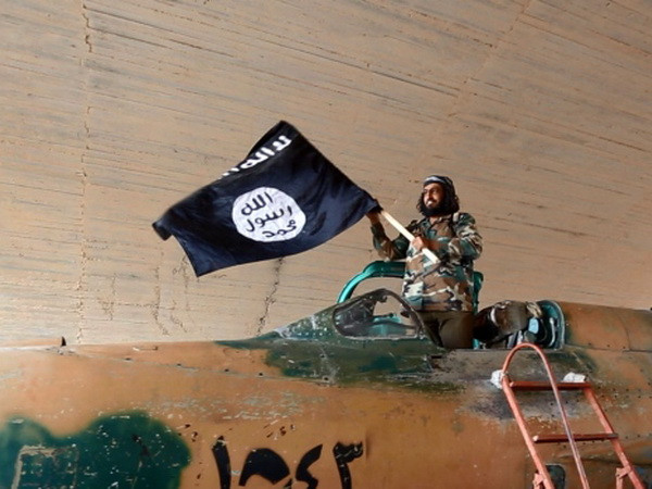 Thủ tướng Cameron: Anh không thể đứng ngoài cuộc chiến chống IS ảnh 1