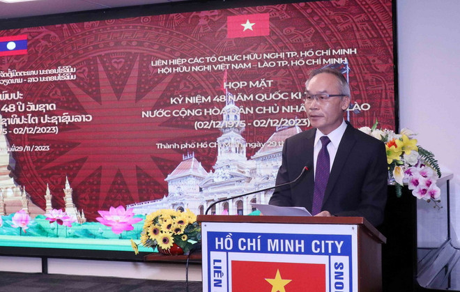 ttxvn_2911_quoc khanh lao (3).jpg