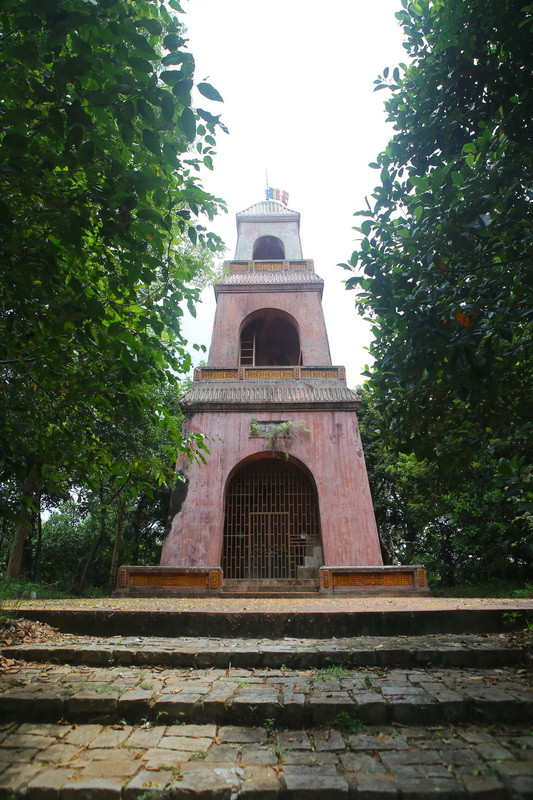 Đến tỉnh Thừa Thiên-Huế thăm chùa cổ Thánh Duyên ảnh 5