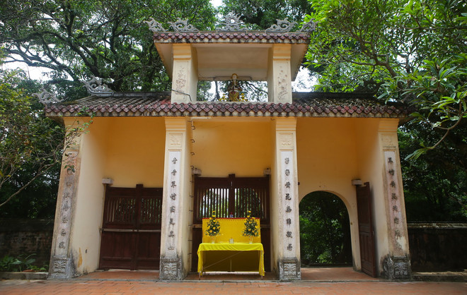 Đến tỉnh Thừa Thiên-Huế thăm chùa cổ Thánh Duyên ảnh 2