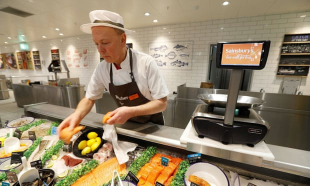 Chuỗi cung ứng hàng hóa cho Bắc Ireland có thể sụp đổ vài ngày tới ảnh 1