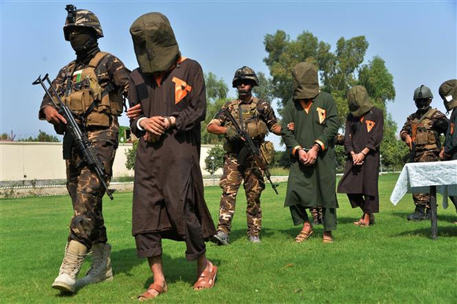 Taliban sẵn sàng hòa đàm sau khi hoàn tất thỏa thuận trao đổi tù nhân ảnh 1