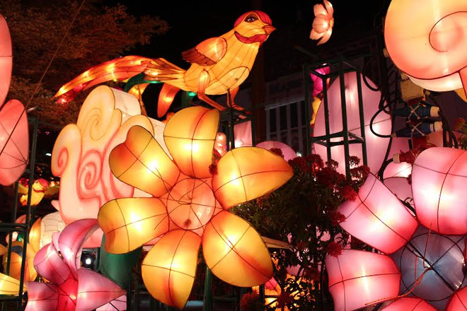 [Photo] Sắc màu Trung thu tràn ngập khu phố người Hoa ở Singapore ảnh 8