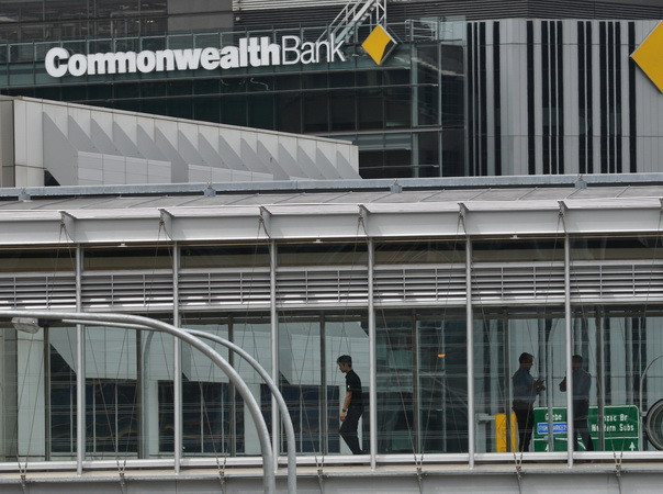 Ngân hàng lớn nhất Australia thừa nhận vi phạm luật chống rửa tiền ảnh 1
